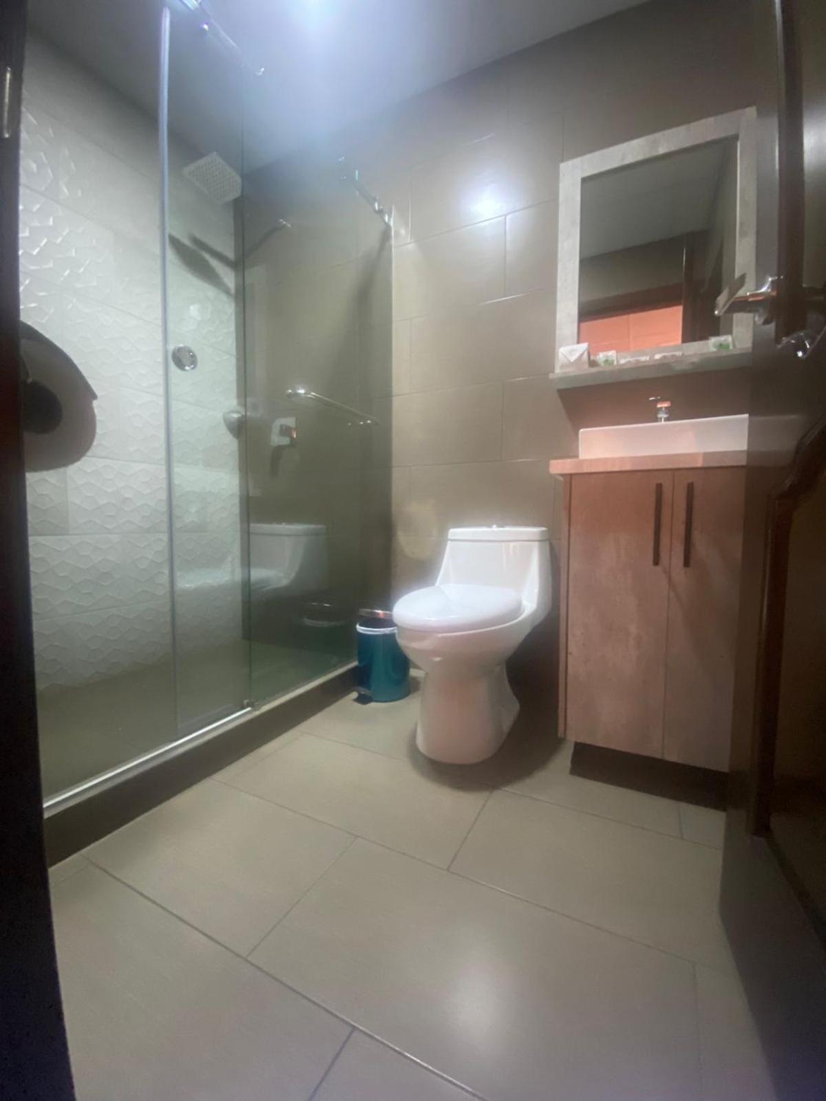 Stelar Hostal Cuenca Zewnętrze zdjęcie