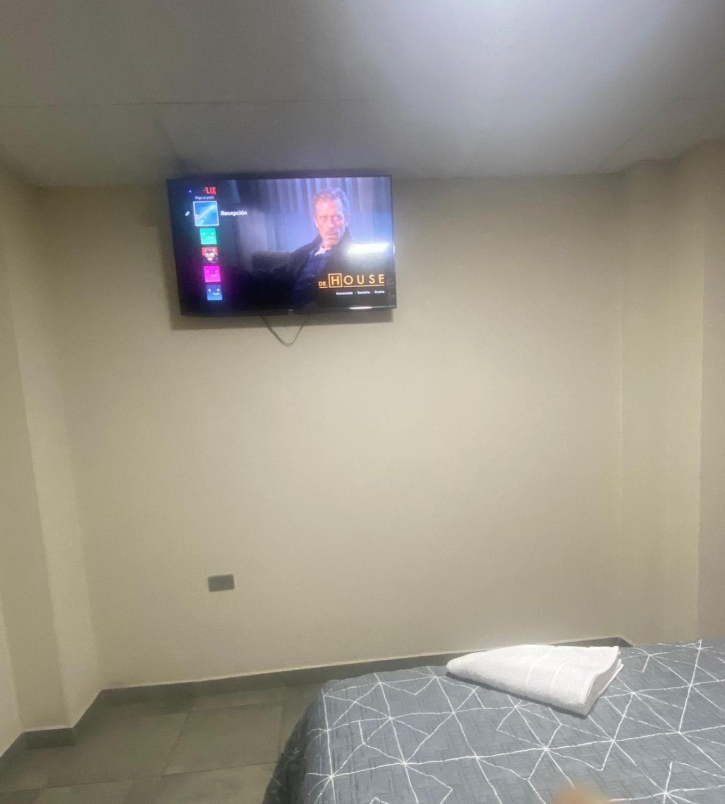 Stelar Hostal Cuenca Zewnętrze zdjęcie