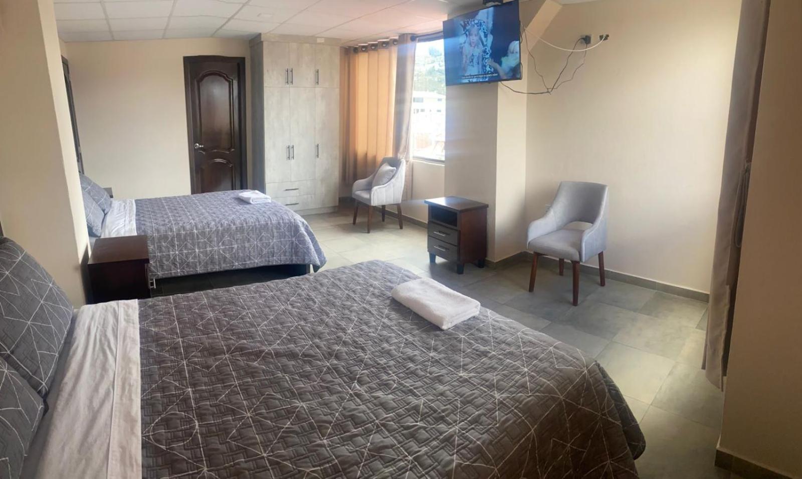 Stelar Hostal Cuenca Zewnętrze zdjęcie